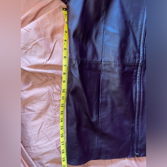 Leather Elements Women’s Large Purple Leather Jacket - Picture 7 of 7